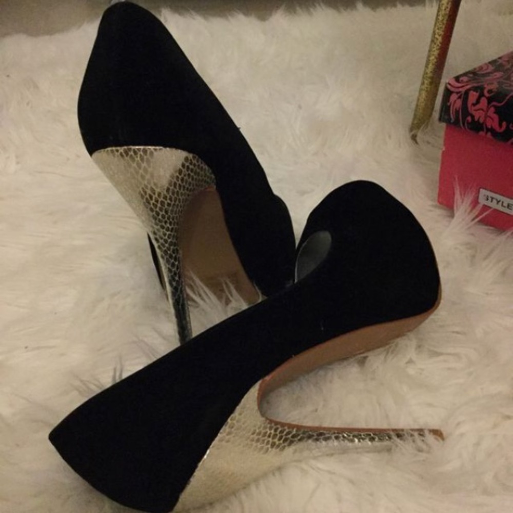Cupid high heels worn once black velvet